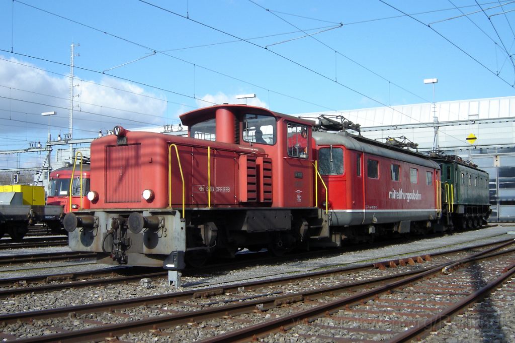 1282-0037-150207.jpg - SBB-CFF Tm IV 8770 + MThB Re 416.627-8 + SBB-CFF Ae 4/7 10950 / Oberwinterthur 15.2.2007
