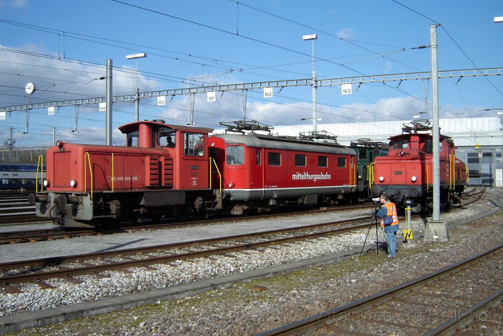 1283-0005-150207.jpg - SBB-CFF Tm IV 8770 + MThB Re 416.627-8 + SBB-CFF Ee 3/3 16363 / Oberwinterthur 15.2.2007