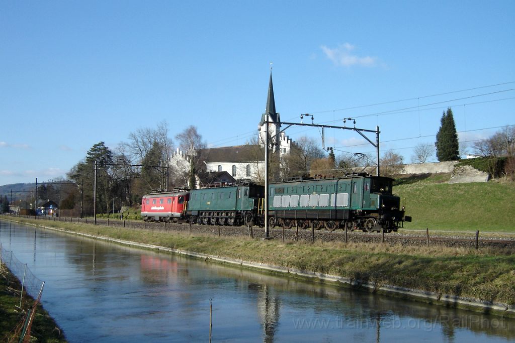 1283-0034-150207.jpg - SBB-CFF Ae 4/7 11010 + Ae 4/7 10950 + MThB Re 416.627-8 / Bürglen 15.2.2007