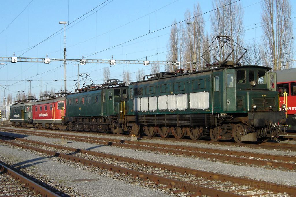 1284-0023-150207.jpg - MThB Re 416.627-8 + SBB-CFF Ae 4/7 11010 + Ae 4/7 10950 + MThB Re 416.628-6 / Romanshorn 15.2.2007
