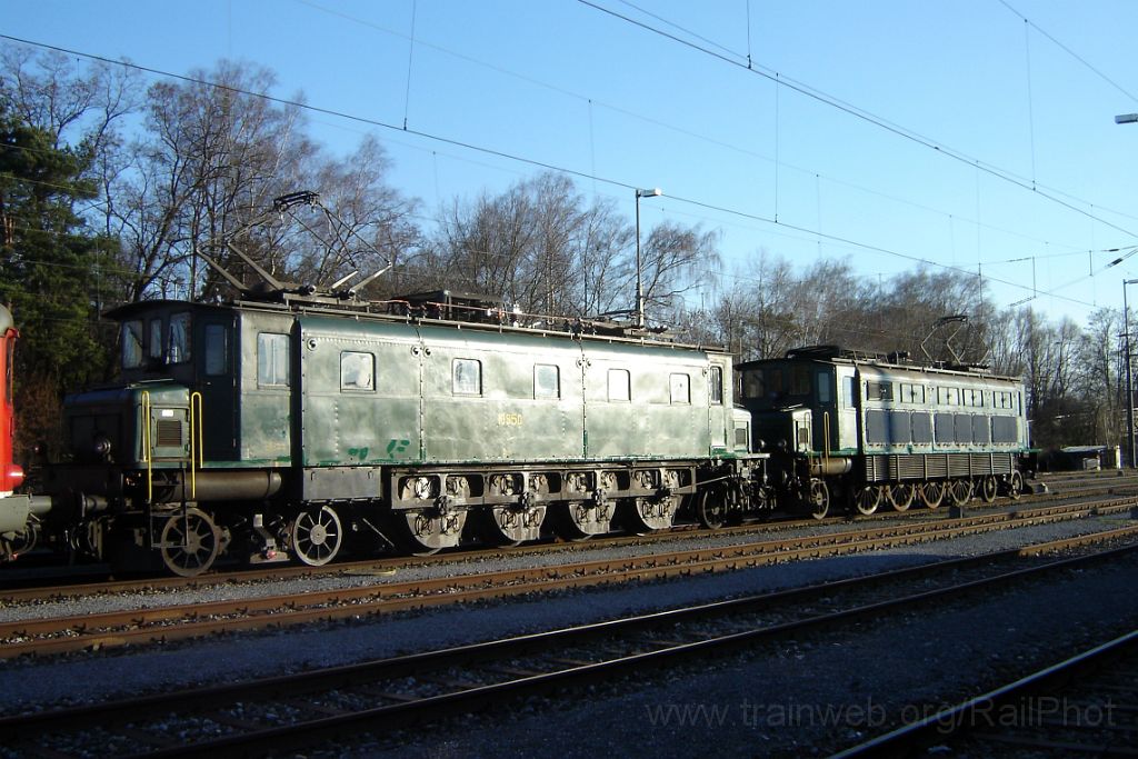 1284-0048-150207.jpg - SBB-CFF Ae 4/7 10950 + Ae 4/7 11010 / Romanshorn 15.2.2007