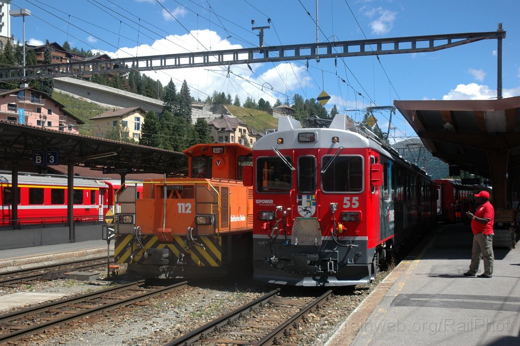 2527-0031-290712.jpg - RhB Tm 2/2 112 + ABe 4/4''' 55 «Diavolezza» + ABe 4/4''' 52 «Brusio» / St.Moritz 29.7.2012