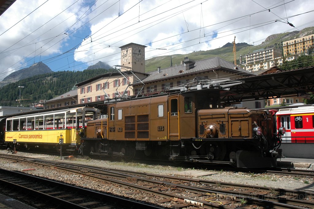 2528-0041-290712.jpg - RhB Ge 6/6' 415 / St.Moritz 29.7.2012