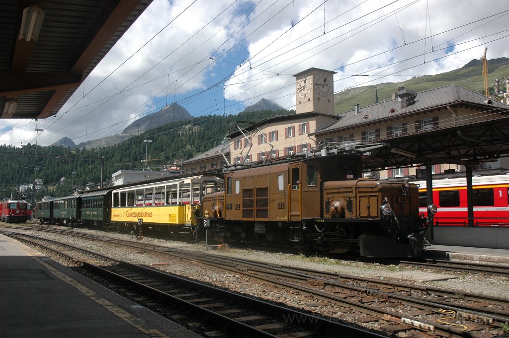 2528-0042-290712.jpg - RhB Ge 6/6' 415 / St.Moritz 29.7.2012