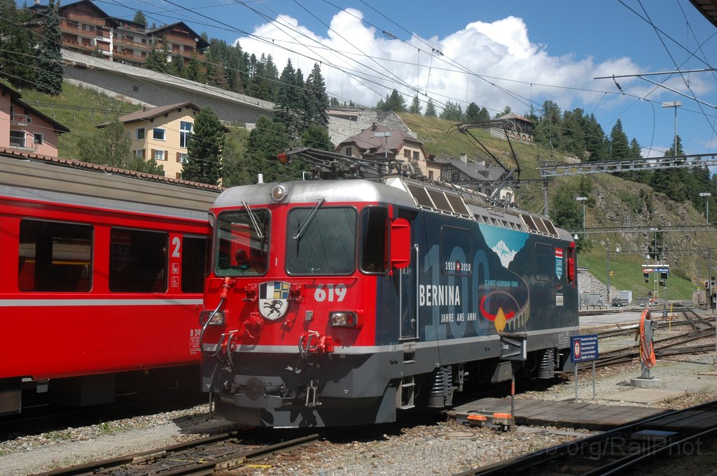 2529-0037-290712.jpg - RhB Ge 4/4'' 619 «Samedan» / St.Moritz 29.7.2012