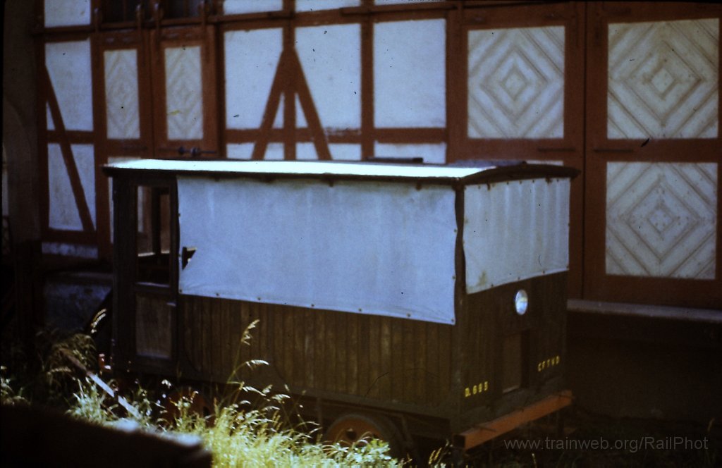 0006-0010s.jpg - CFTVD D.695 / Guewenheim 25.5.1978