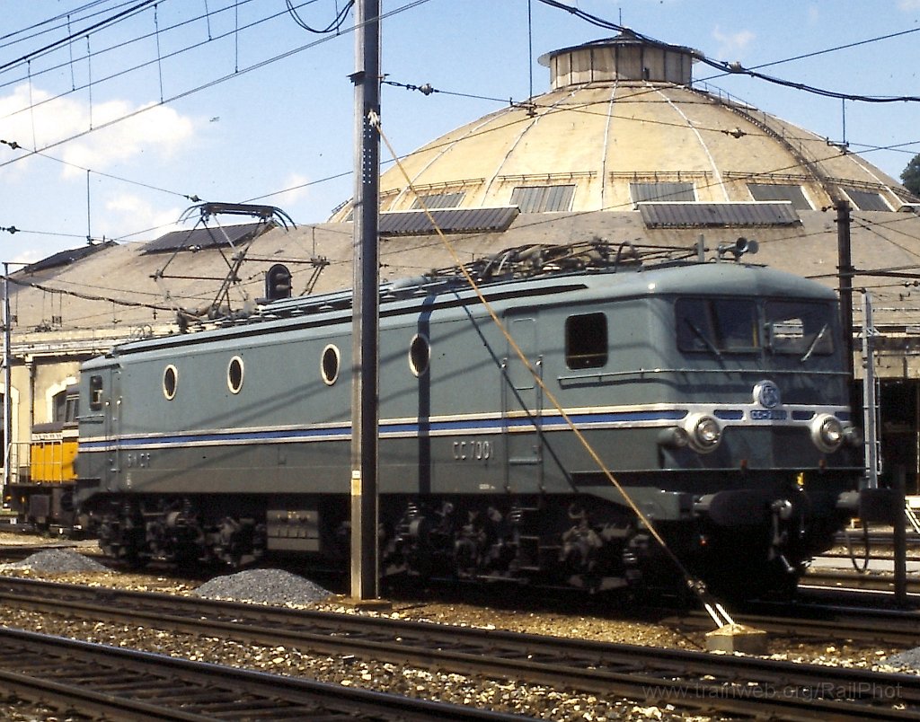 0144-0009tp.jpg - SNCF CC 7001 / Chambéry 19.7.1987
