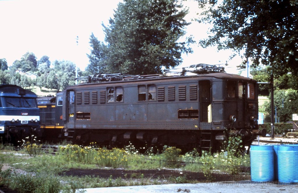 0144-0013.jpg - SNCF BB 1613 / Chambéry 19.7.1987