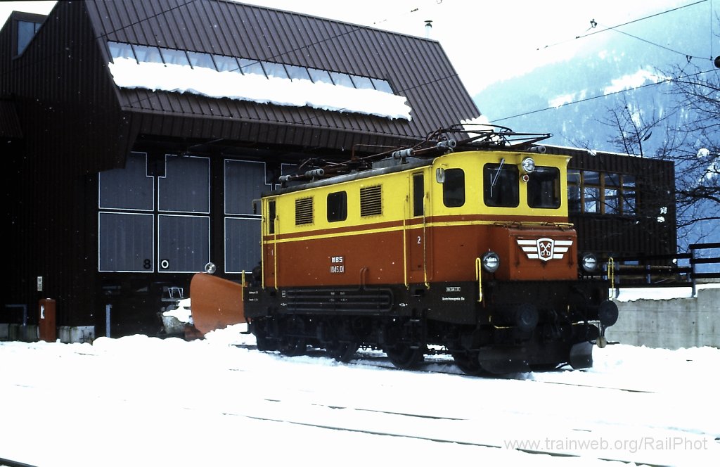 0163-0019s.jpg - MBS 1045.01 / Schruns 5.3.1988