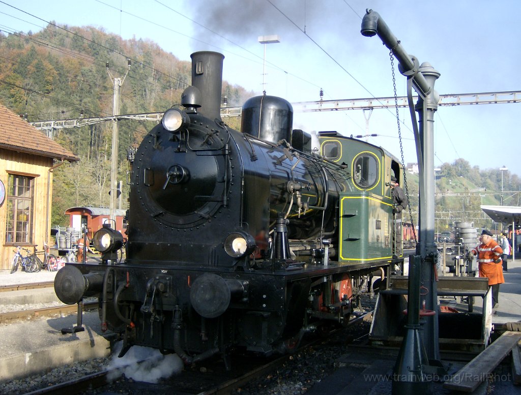 1433-0038-141007.jpg - SBB-CFF Em 3/3 18821 + Bm 6/6 18508 / Bauma 14.10.2007