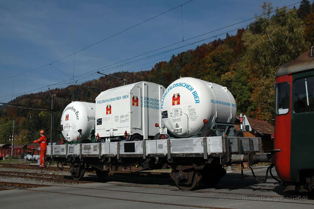 1575-0015-111008.jpg - CJ X 881 / Bauma 11.10.2008