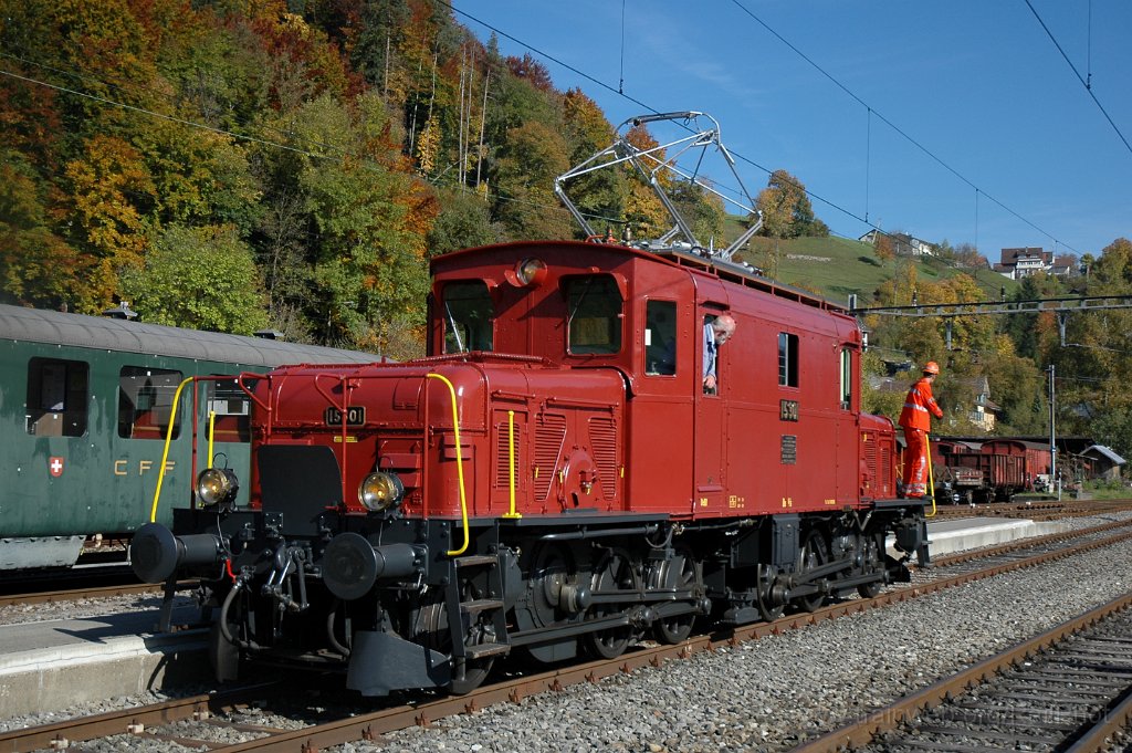 1577-0019-111008.jpg - OeBB De 6/6 15301 / Bauma 11.10.2008
