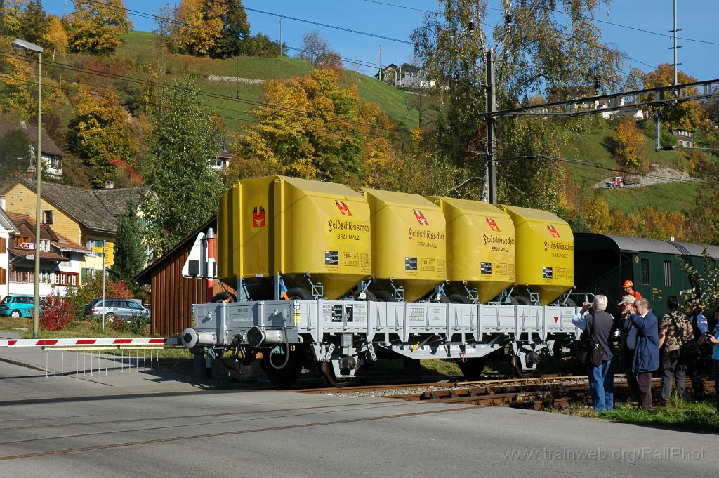 1579-0030-111008.jpg - SBB-CFF Lgmqs 140 566036 / Bauma 11.10.2008