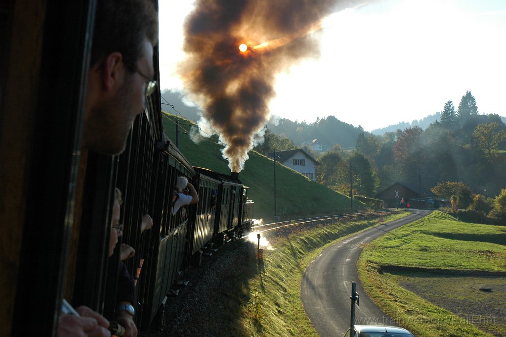 1581-0037-111008.jpg - DVZO Ec 3/3 4 "Schwyz" / Bauma 11.10.2008