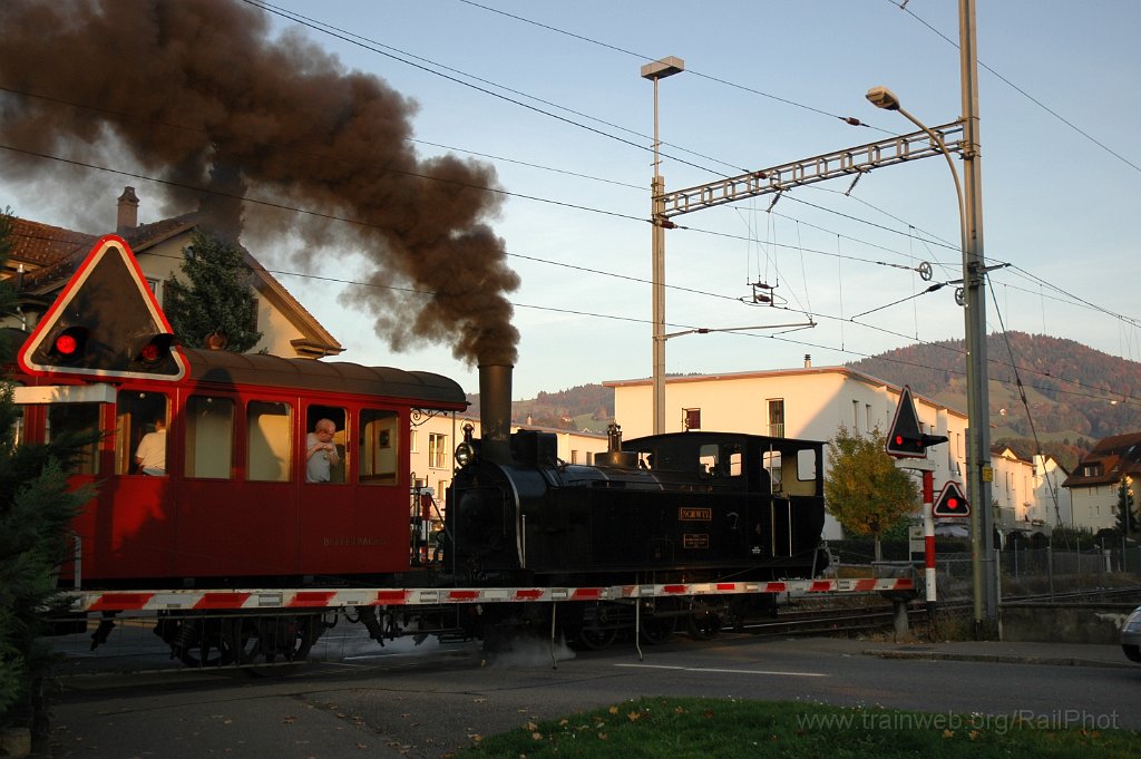1582-0012-111008.jpg - DVZO Ec 3/3 4 "Schwyz" / Hinwil 11.10.2008