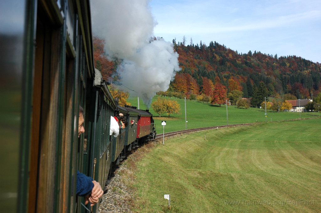 1582-0033-121008.jpg - DVZO E 3/3 10 / Bäretswil 12.10.2008