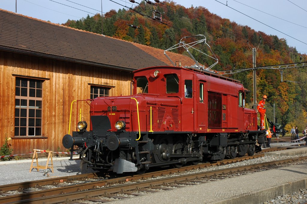 1583-0026-121008.jpg - OeBB De 6/6 15301 / Bauma 12.10.2008