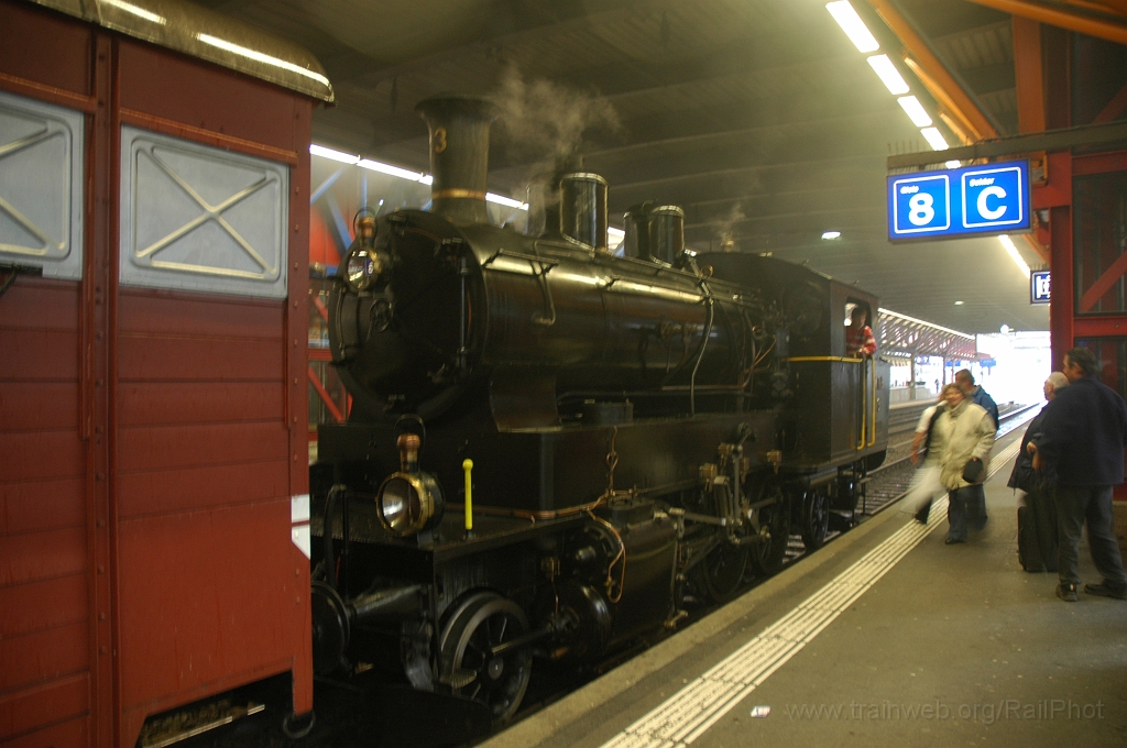 2000-0023-161010.jpg - MThB Ec 3/5 3 / Winterthur 16.10.2010