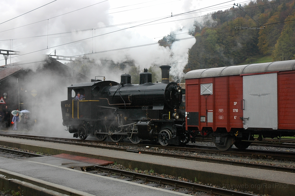 2001-0008-161010.jpg - MThB Ec 3/5 3 / Bauma 16.10.2010