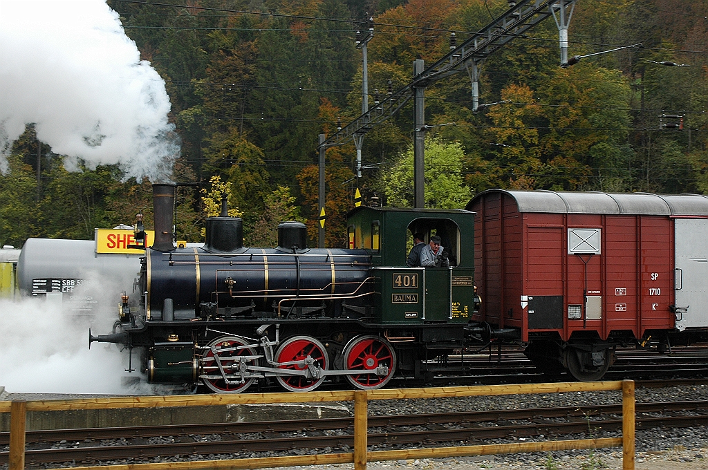 2002-0020-161010.jpg - DVZO Ed 3/3 401 «Bauma» / Bauma 16.10.2010