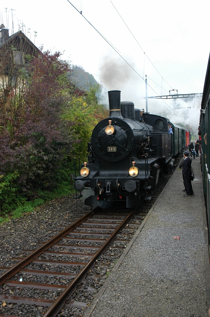2003-0029-161010.jpg - SBB Eb 3/5 5810 / Bäretswil 16.10.2010