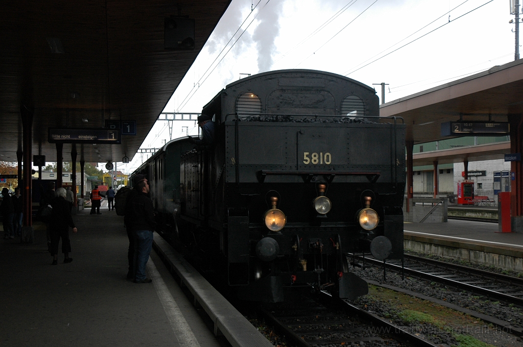 2004-0042-171010.jpg - SBB Eb 3/5 5810 / Wetzikon 17.10.2010