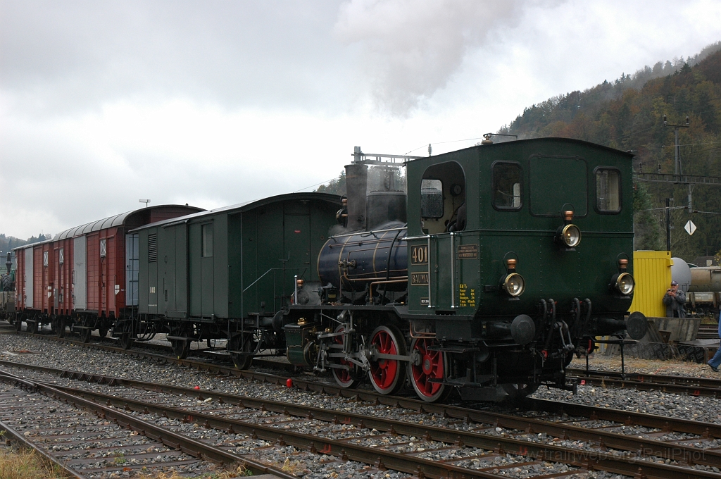 2005-0019-171010.jpg - DVZO Ed 3/3 401 «Bauma» / Bauma 17.10.2010
