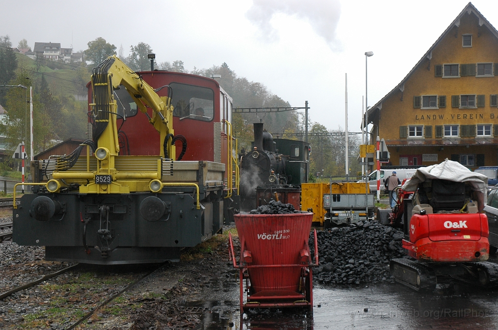 2006-0037-171010.jpg - DVZO TmIII 9529 / Bauma 17.10.2010