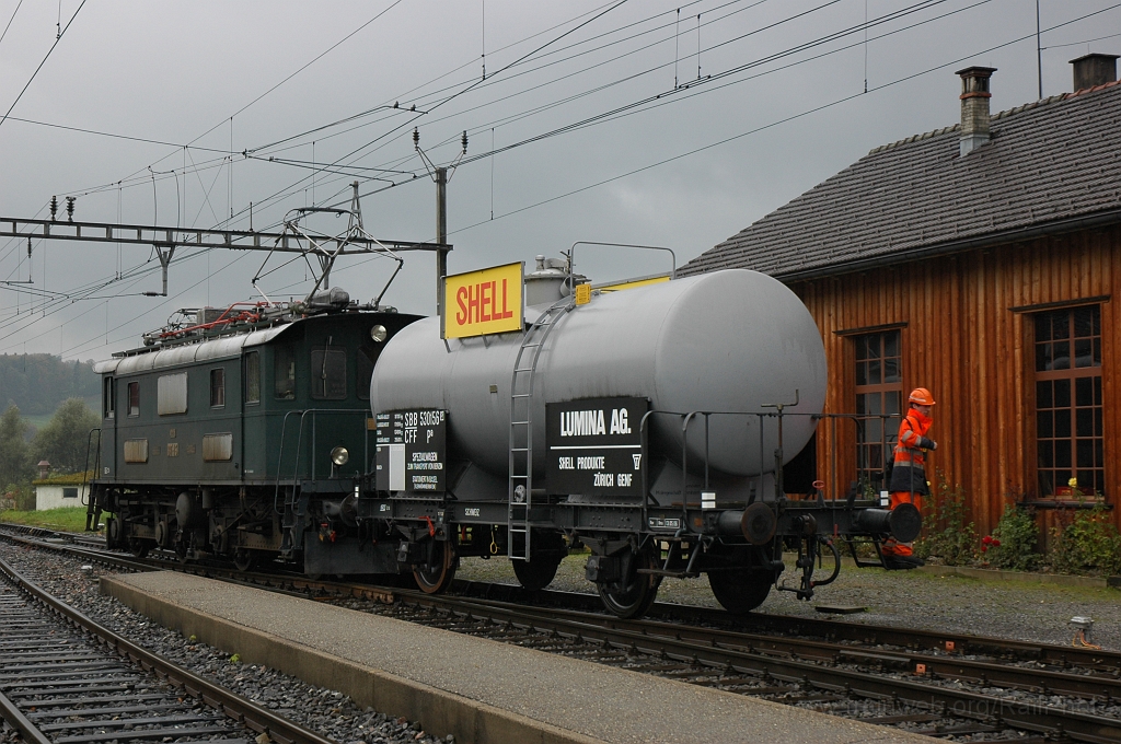 2009-0024-171010.jpg - DVZO Be 4/4 15 / Bauma 17.10.2010