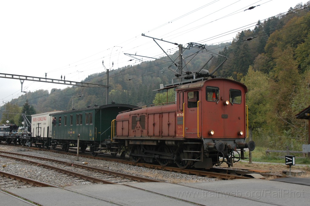 2228-0025-151011.jpg - MThB Ee 3/3 16318