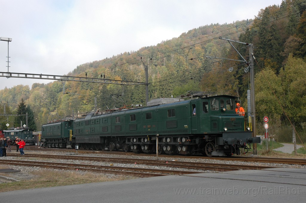 2231-0039-161011.jpg - SBB Ae 8/14 11801 + Club Mikado 1244 Ae 4/7 11026