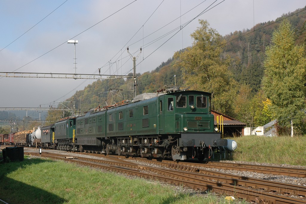 2232-0024-161011.jpg - SBB Ae 8/14 11801 + Club Mikado 1244 Ae 4/7 11026