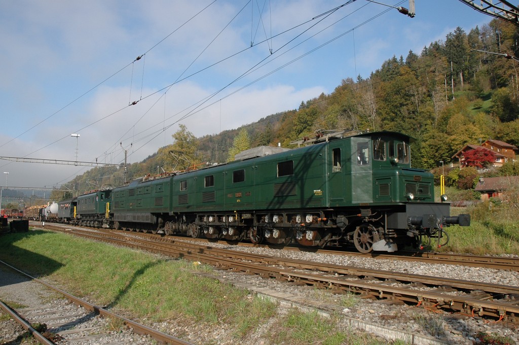2232-0030-161011.jpg - SBB Ae 8/14 11801 + Club Mikado 1244 Ae 4/7 11026