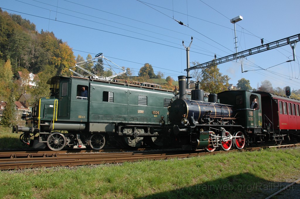 2233-0017-161011.jpg - Club Mikado 1244 Ae 4/7 11026 + DVZO Ec 3/3 401 "Bauma"
