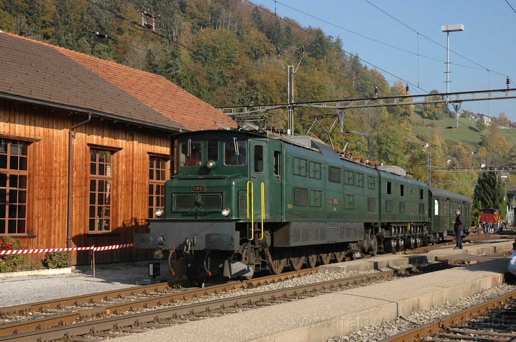 2240-0014-161011.jpg - SBB Ae 8/14 11801