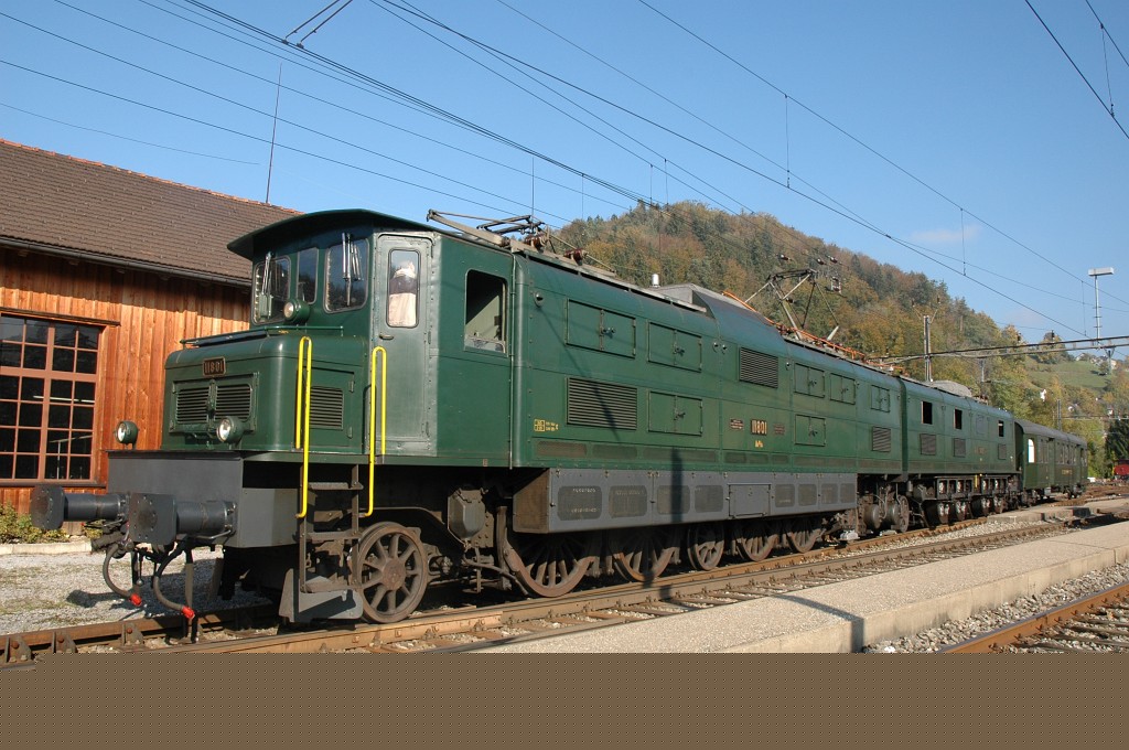 2240-0034-161011.jpg - SBB Ae 8/14 11801