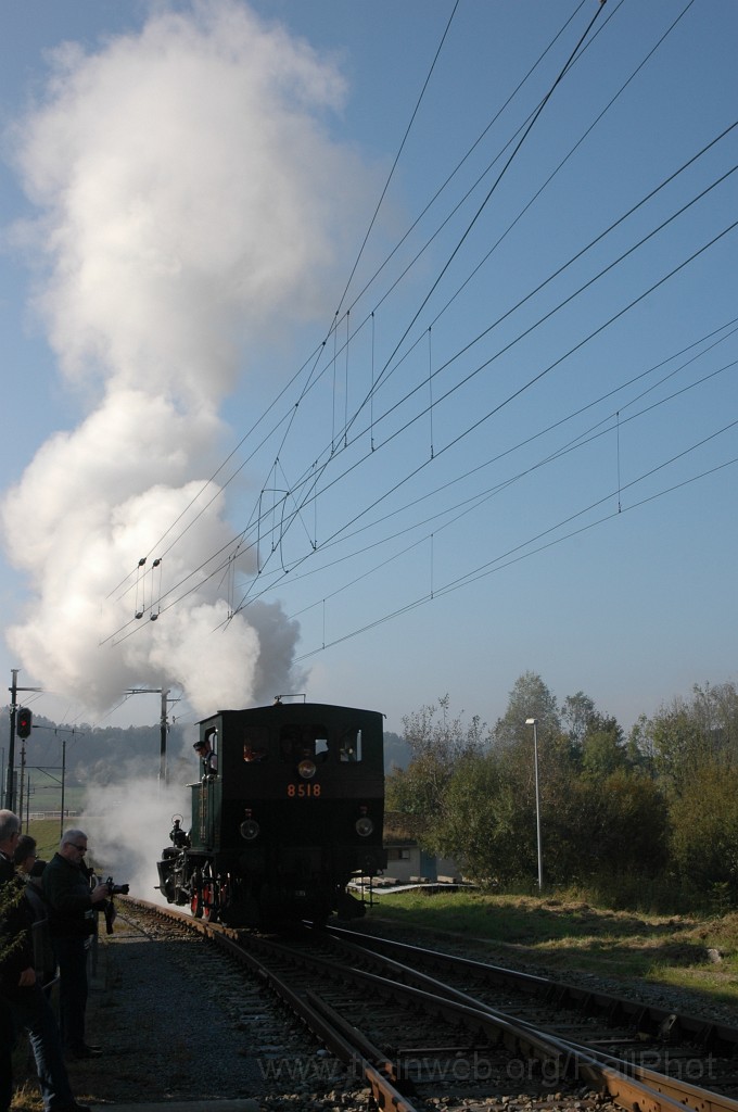 2241-0023-161011.jpg - DVZO E 3/3 8518 "Bäretswil"