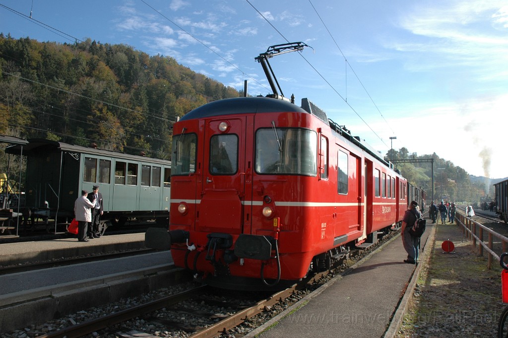2643-0035-141012.jpg - SiTB BDe 4/4 92 «Horgen» / Bauma 14.10.2012