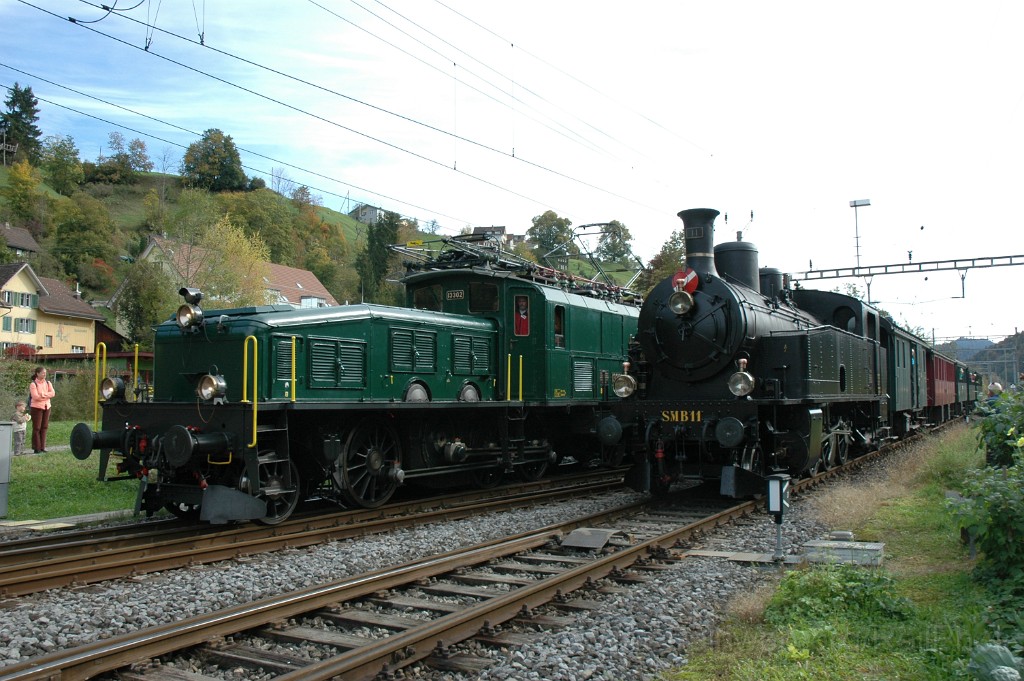 2644-0047-141012.jpg - SMB Ec 4/5 11 + SBB-CFF Be 6/8''' 13302 / Bauma 14.10.2012