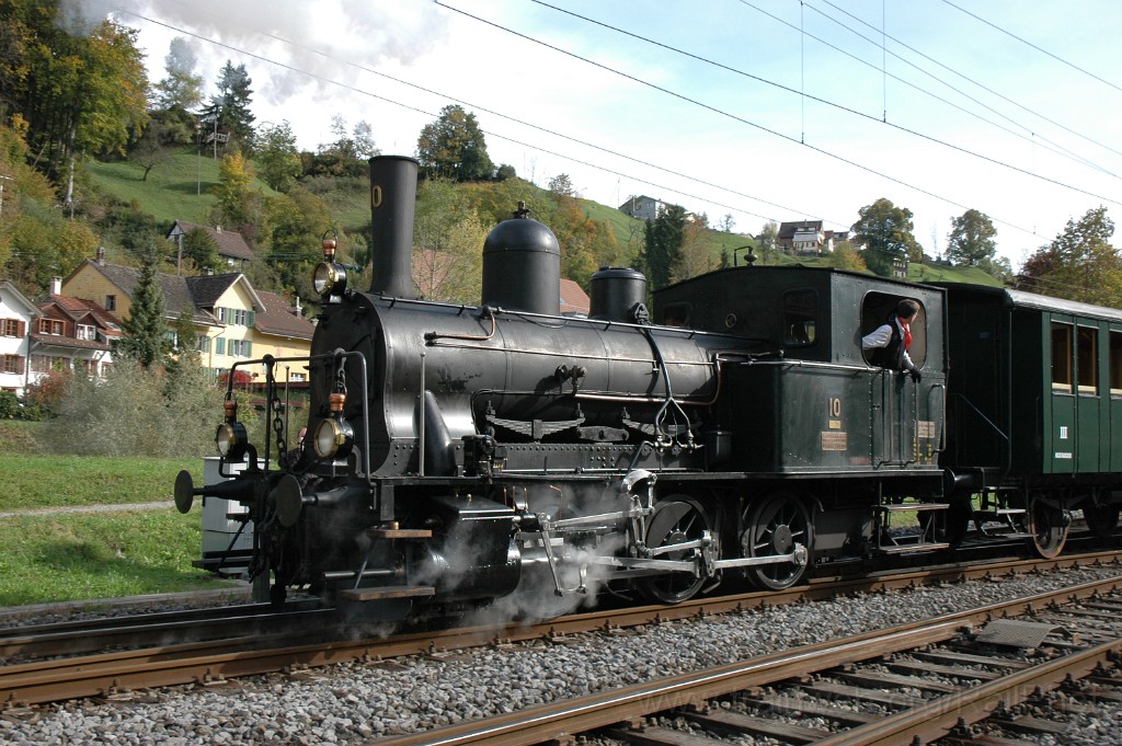 2646-0026-141012.jpg - DVZO E 3/3 10 / Bauma 14.10.2012