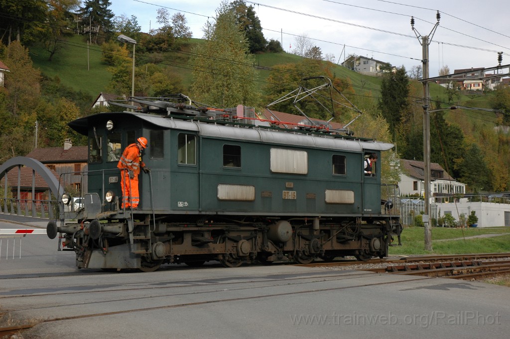 2657-0043-141012.jpg - DVZO Be 4/4 15 / Bauma 14.10.2012