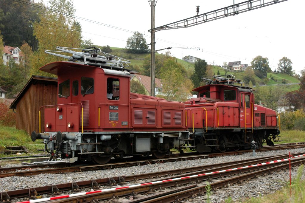 3334-0033-111014.jpg - DVZO Ee 3/3 16363 + Tem''' 354 / Bauma 11.10.2014