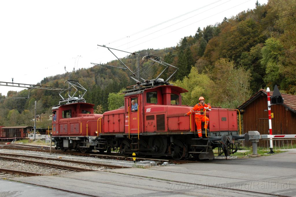 3335-0042-111014.jpg - DVZO Ee 3/3 16363 + Tem''' 354 / Bauma 11.10.2014