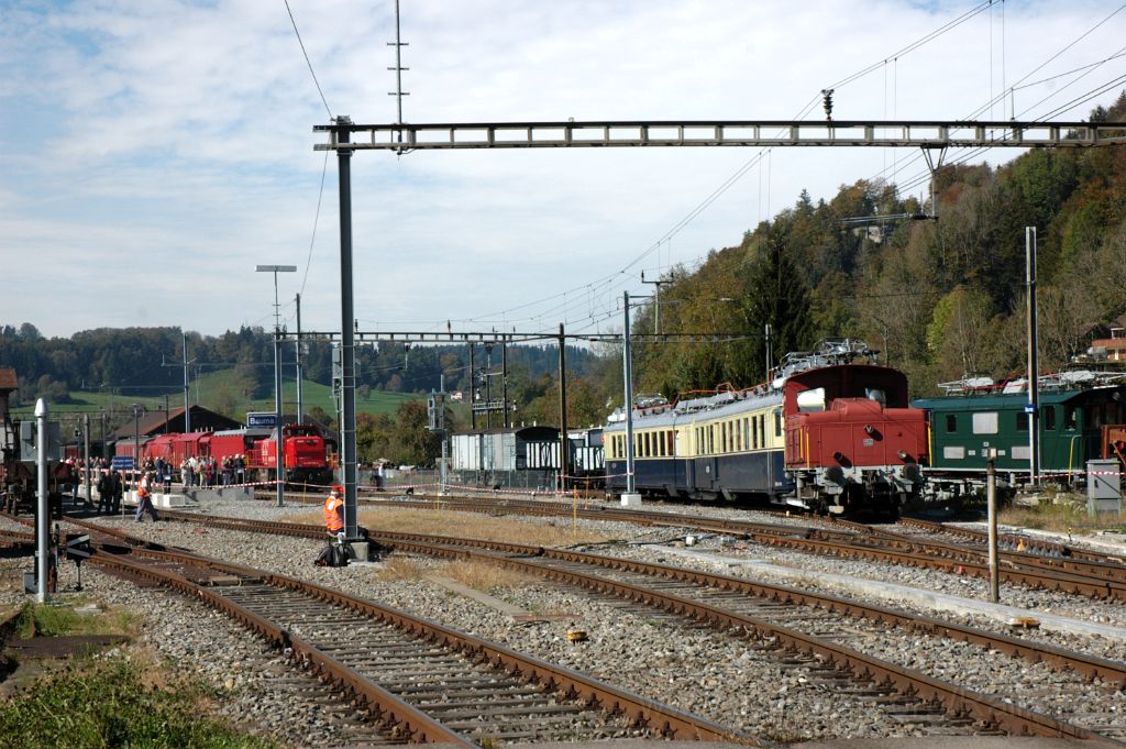 3349-0014-121014.jpg - DVZO Tem''' 354 + BLS BCFe 4/6 736 + SBB-CFF Am 843.028-2 / Bauma 12.10.2014