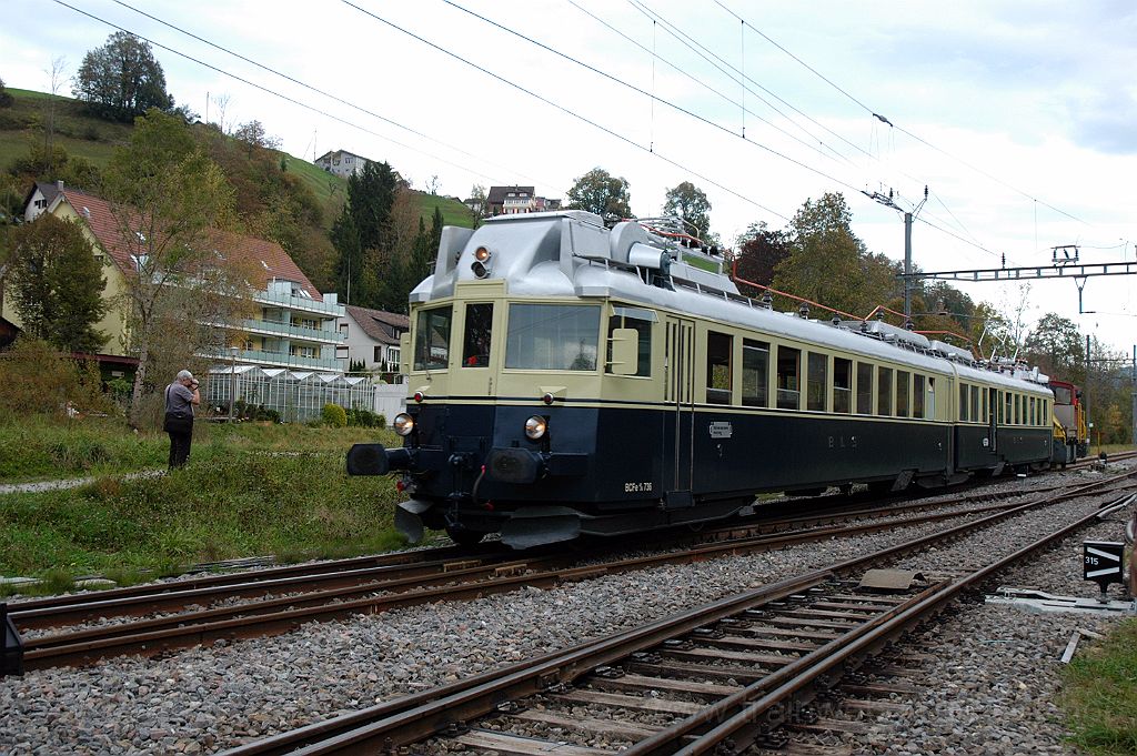 3357-0024-121014.jpg - DVZO Tm IV 9529 + BLS BCFe 4/6 736 / Bauma 12.10.2014