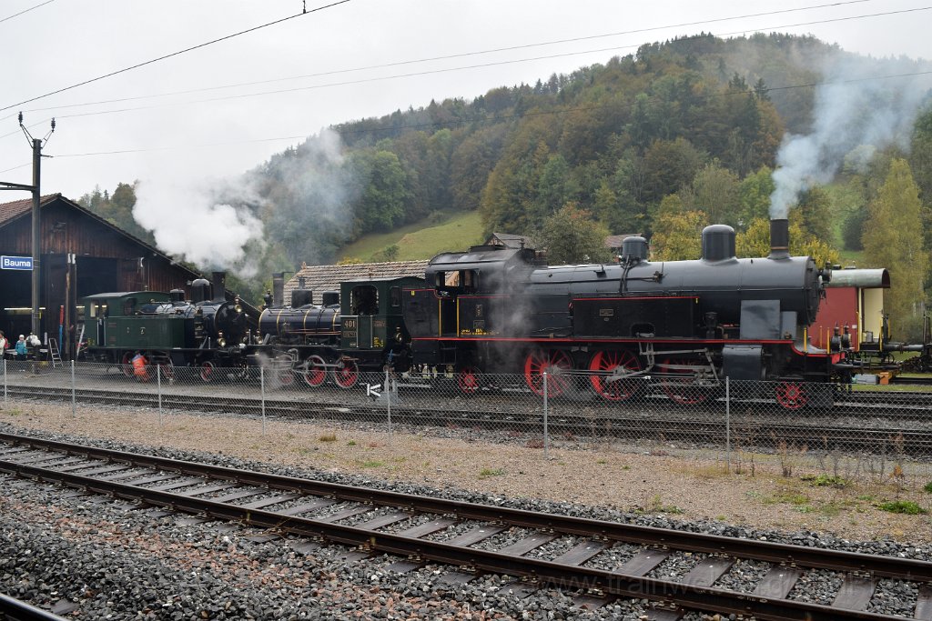 4182-0044-151016.jpg - DLC Eb 3/5 9 + DVZO Ed 3/3 401 "Bauma" + Ed 3/4 2 "Hinwil" / Bauma 15.10.2016