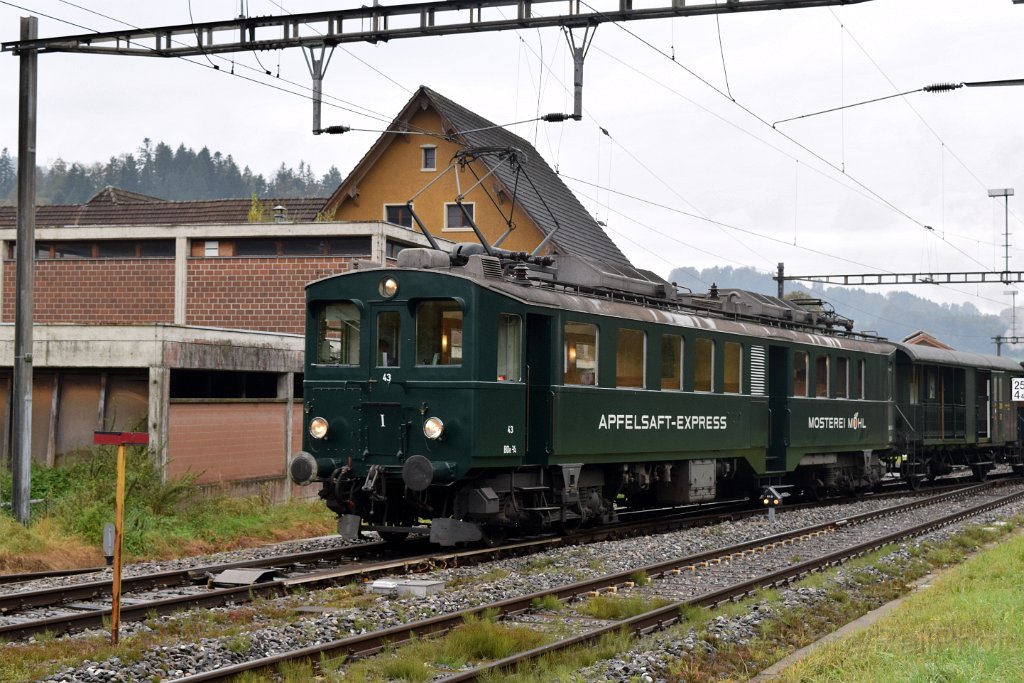 4187-0009-151016.jpg - Eurovapor BDe 3/4 43 "Möhl Apfelsaft-Express" + DVZO FZ 203 / Bauma 15.10.2016
