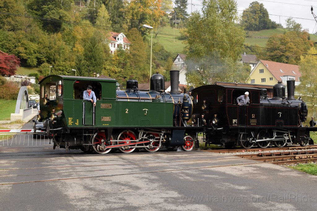 4197-0035-151016.jpg - DVZO Ec 3/5 2 "Hinwil" + DBB Ec 3/5 51 / Bauma 15.10.2016