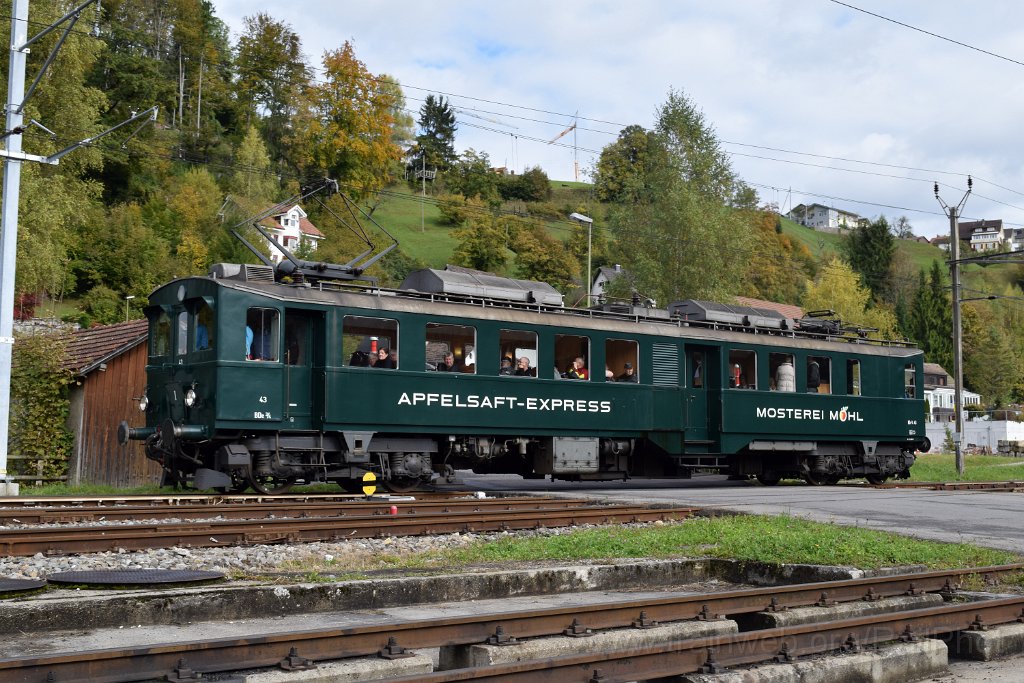 4198-0023-151016.jpg - Eurovapor BDe 3/4 43 "Möhl Apfelsaft-Express" / Bauma 15.10.2016