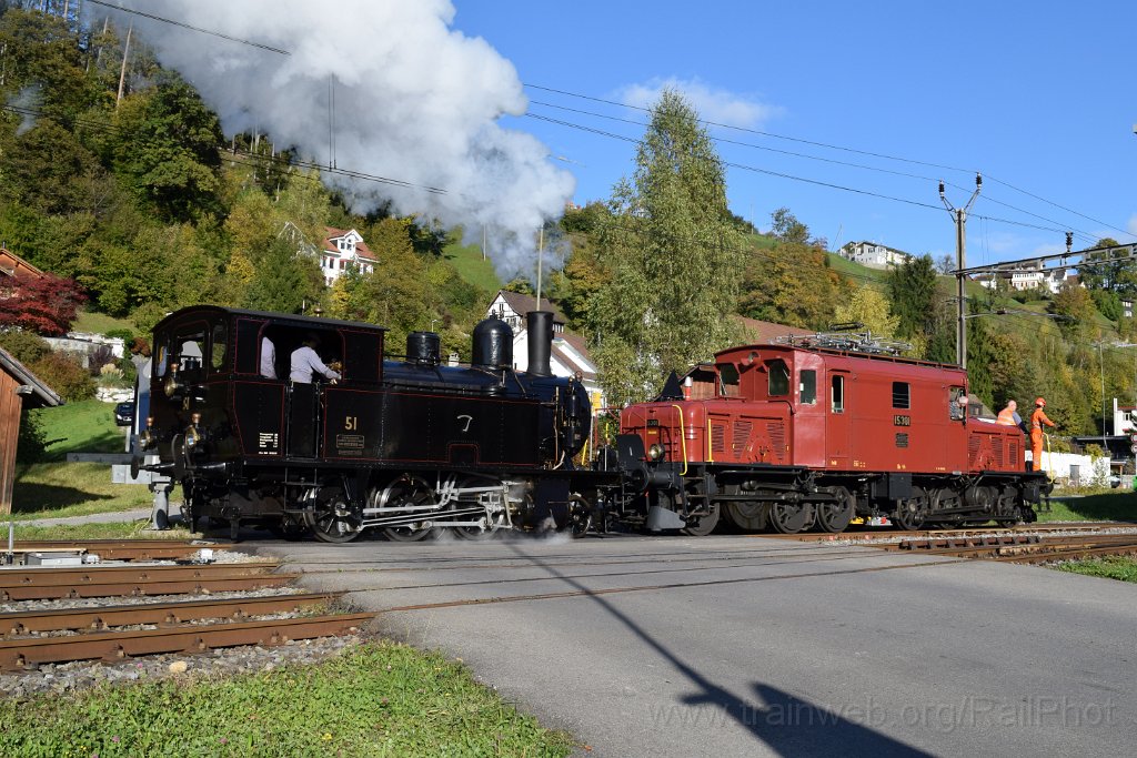 4207-0014-151016.jpg - OeBB De 6/6 15301 + DBB Ed 3/4 51 / Bauma 15.10.2016
